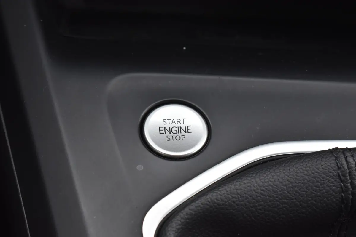 1.0 TSI Life Business BSM | Navigatie | Stuur/Stoelverwarming | Sfeerverlichting | 12 mnd BOVAG garantie | Whatsapp 06-53188999