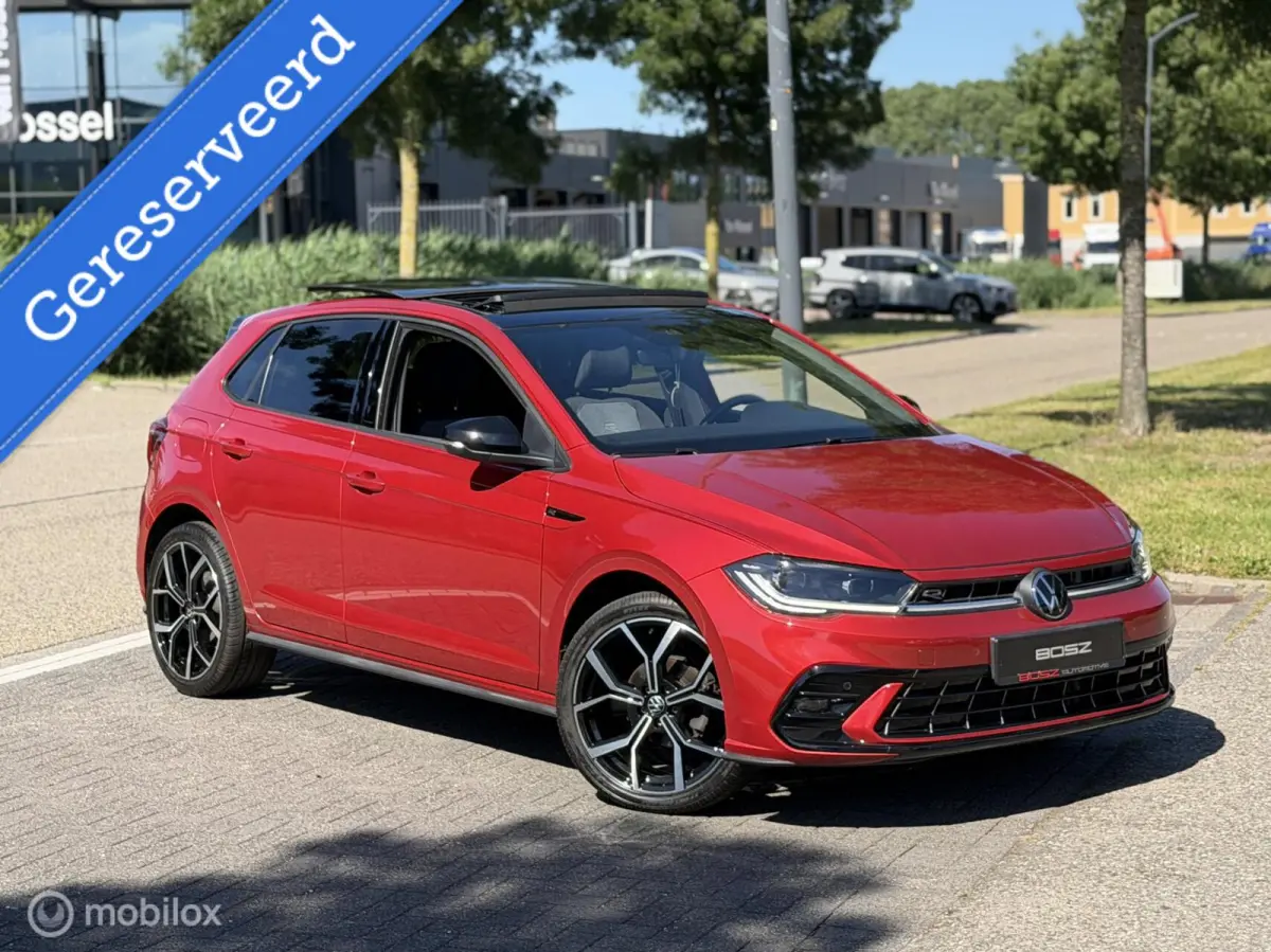 1.0 TSI DSG 3x R-Line PANO IQ CAMERA KEYLESS