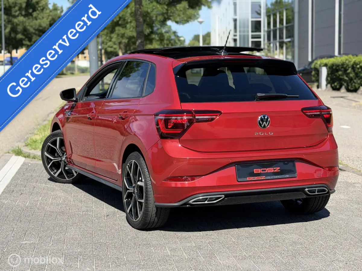 1.0 TSI DSG 3x R-Line PANO IQ CAMERA KEYLESS