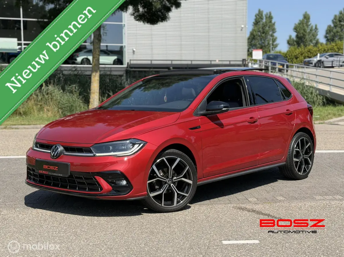 1.0 TSI DSG 3x R-Line PANO IQ CAMERA KEYLESS