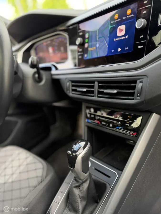 1.0 TSI DSG 3x R-Line PANO IQ CAMERA KEYLESS
