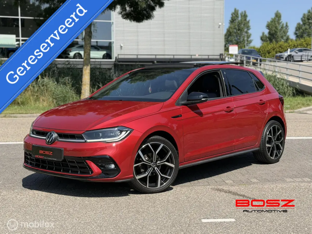 1.0 TSI DSG 3x R-Line PANO IQ CAMERA KEYLESS