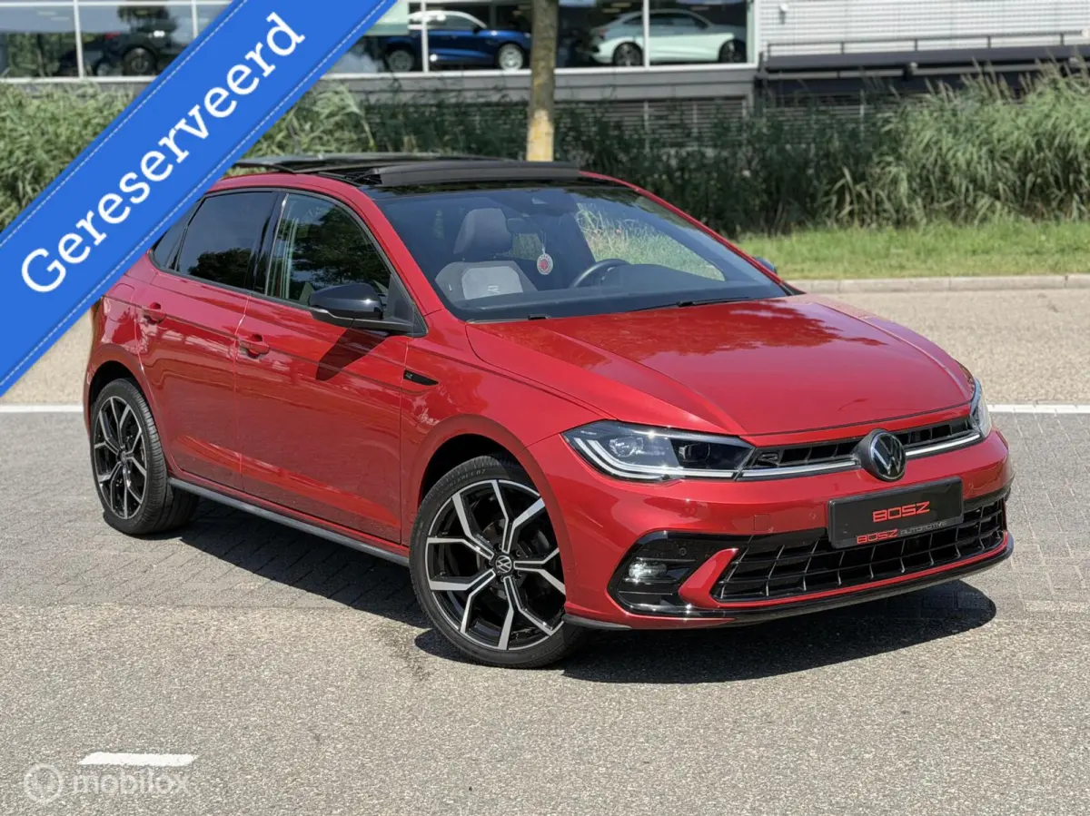 1.0 TSI DSG 3x R-Line PANO IQ CAMERA KEYLESS