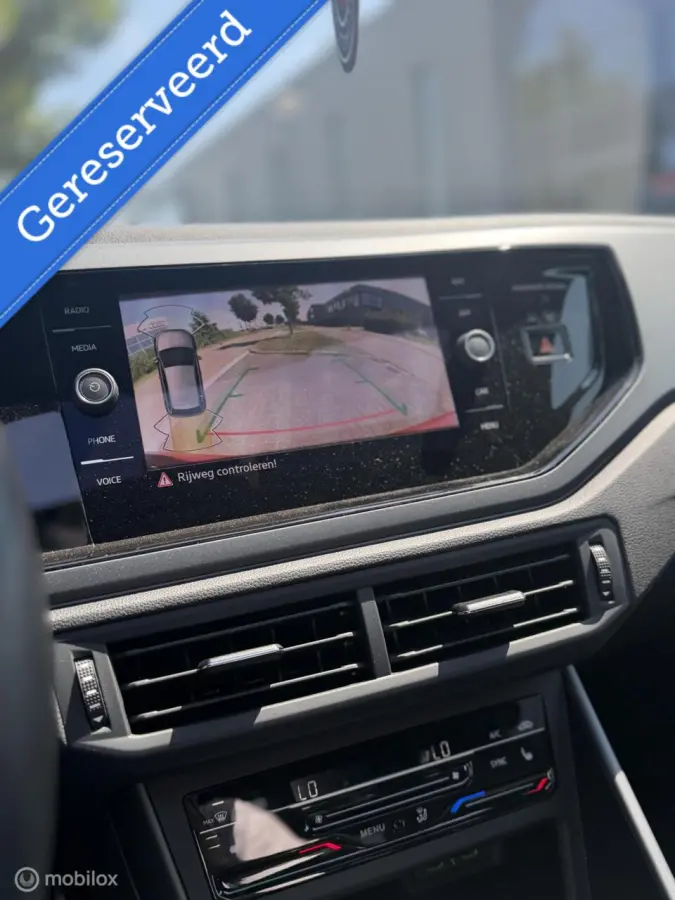 1.0 TSI DSG 3x R-Line PANO IQ CAMERA KEYLESS