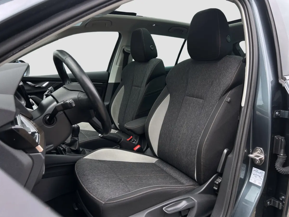 1.0 TSI 115pk First Edition | Panoramadak | Full LED | Cruise Control | Apple Carplay