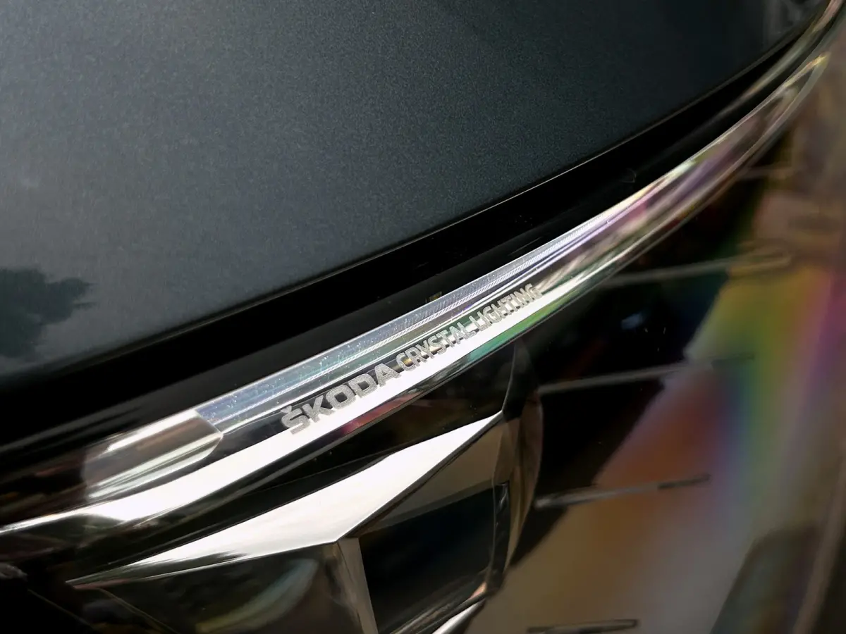 1.0 TSI 115pk First Edition | Panoramadak | Full LED | Cruise Control | Apple Carplay