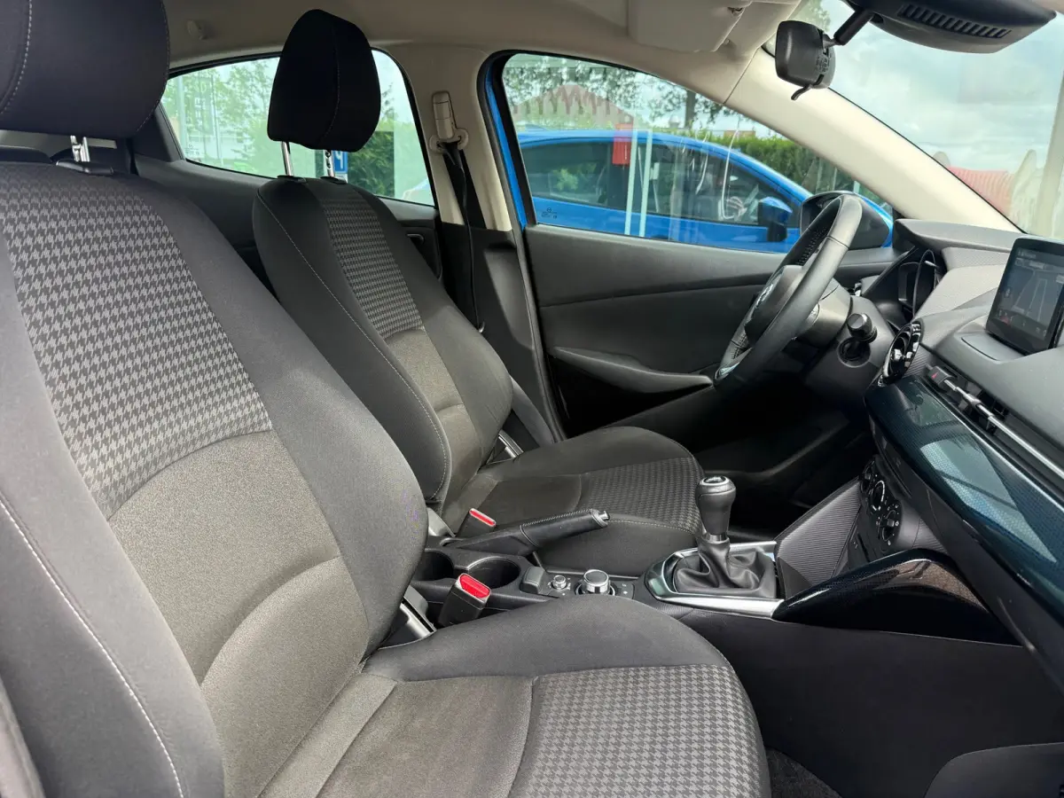 1.5 Skyactiv-G Dynamic+ - Navi - Airco - Parkeerhulp - Org.NL