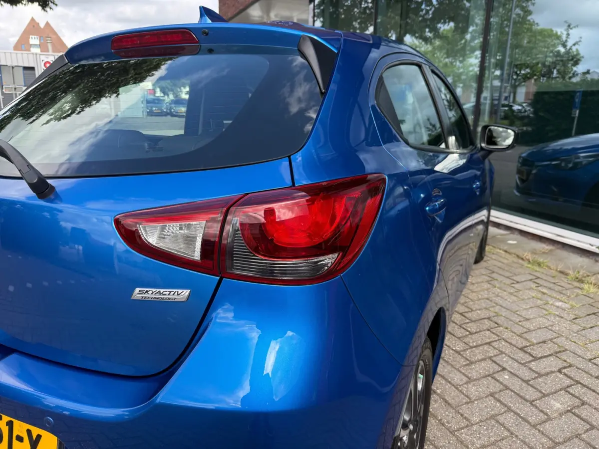 1.5 Skyactiv-G Dynamic+ - Navi - Airco - Parkeerhulp - Org.NL