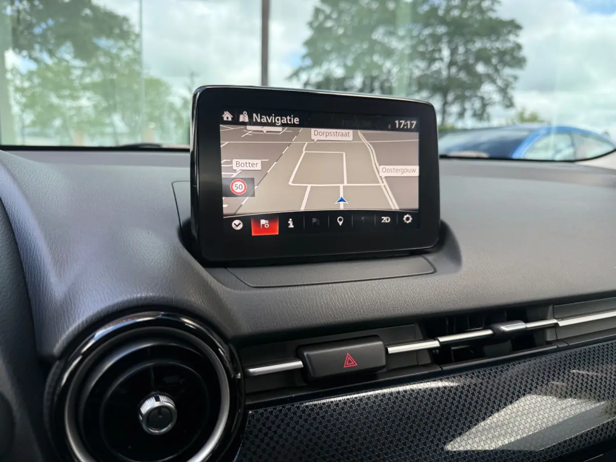 1.5 Skyactiv-G Dynamic+ - Navi - Airco - Parkeerhulp - Org.NL
