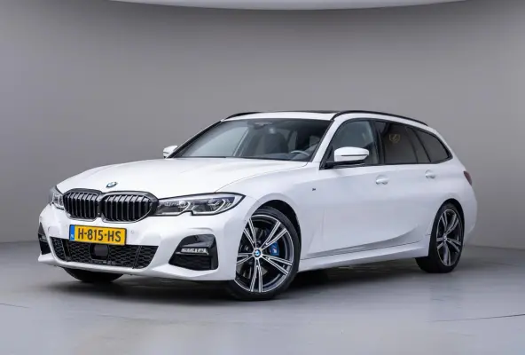 330i 258pk M-Sport Org.NL|Pano|H/K|HuD|360°|Trekhaak|Memory|Laser|Carplay|Elek-A.klep|NAP