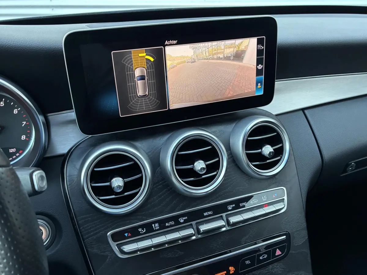 300 AMG CAMERA AUTOM CRUISE NAVI 18 FACELIFT MODEL EERSTE EIGENAAR