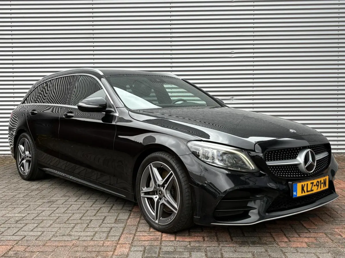 300 AMG CAMERA AUTOM CRUISE NAVI 18 FACELIFT MODEL EERSTE EIGENAAR