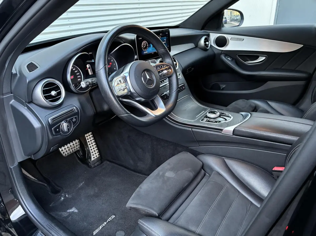 300 AMG CAMERA AUTOM CRUISE NAVI 18 FACELIFT MODEL EERSTE EIGENAAR