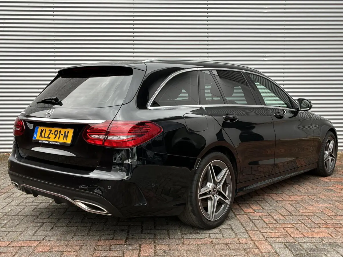 300 AMG CAMERA AUTOM CRUISE NAVI 18 FACELIFT MODEL EERSTE EIGENAAR