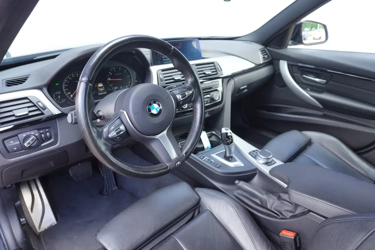 318i M Sport elek-Klep+Led+Volleder+navigatie+stoel-verw+Media-Pack+18"Lmv = ORIG/DEALER/NL !! OKT-2019