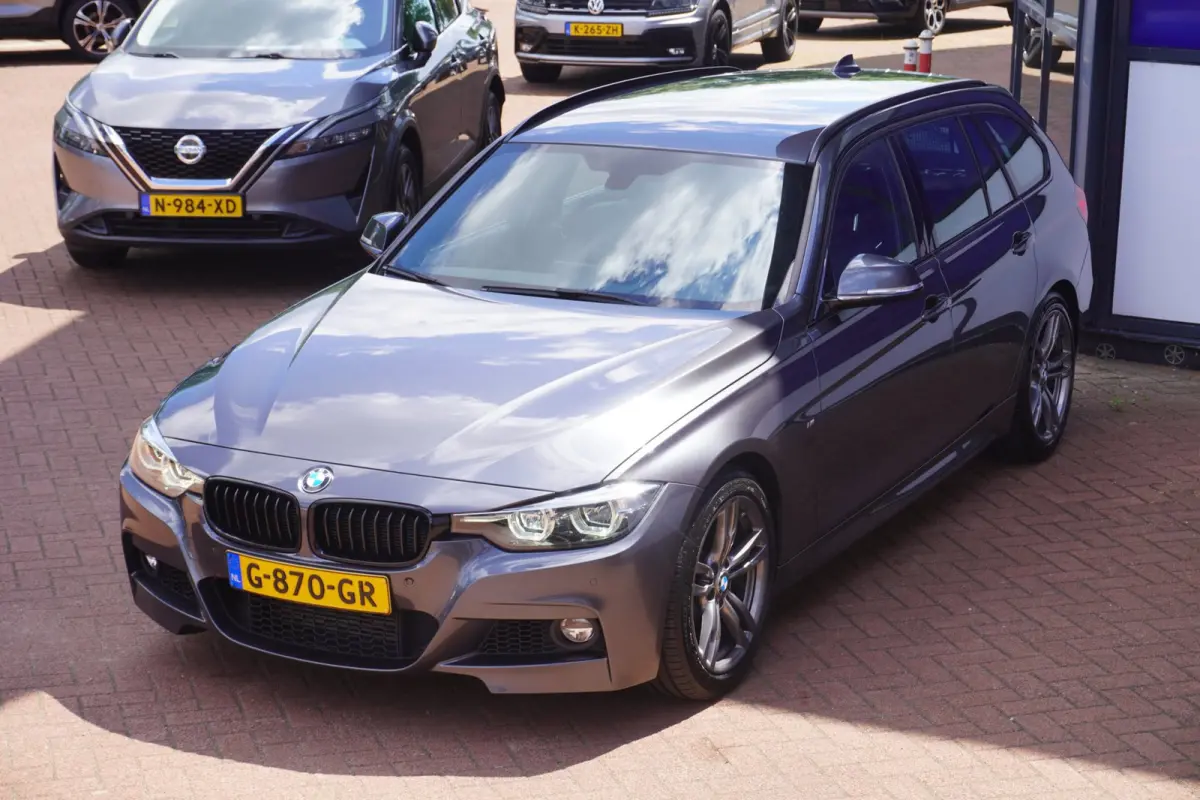 318i M Sport elek-Klep+Led+Volleder+navigatie+stoel-verw+Media-Pack+18"Lmv = ORIG/DEALER/NL !! OKT-2019