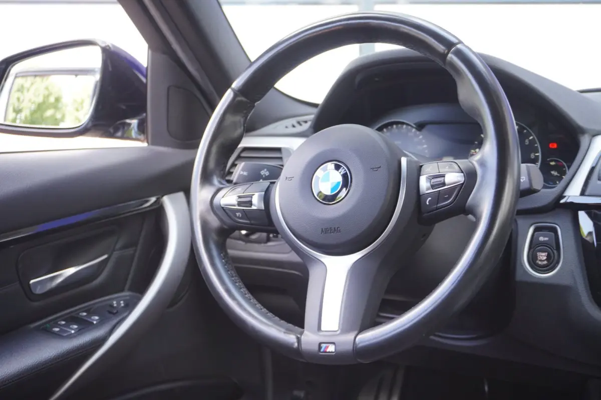 318i M Sport elek-Klep+Led+Volleder+navigatie+stoel-verw+Media-Pack+18"Lmv = ORIG/DEALER/NL !! OKT-2019