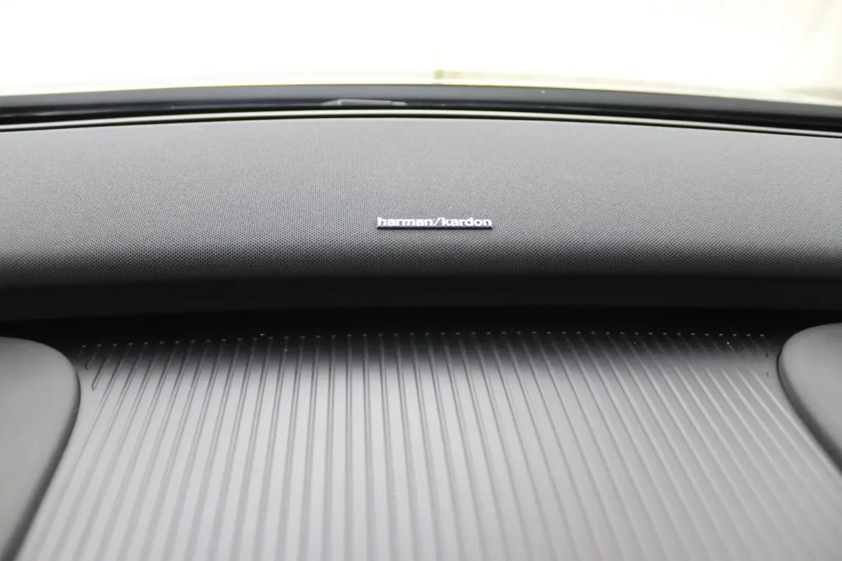 Single Motor Extended Range Plus 69 kWh | Leder | Harman/Kardon | Camera | Keyless | CarPlay/Android Auto | Adaptive Cruise | BLIS | Elektrische Achterklep