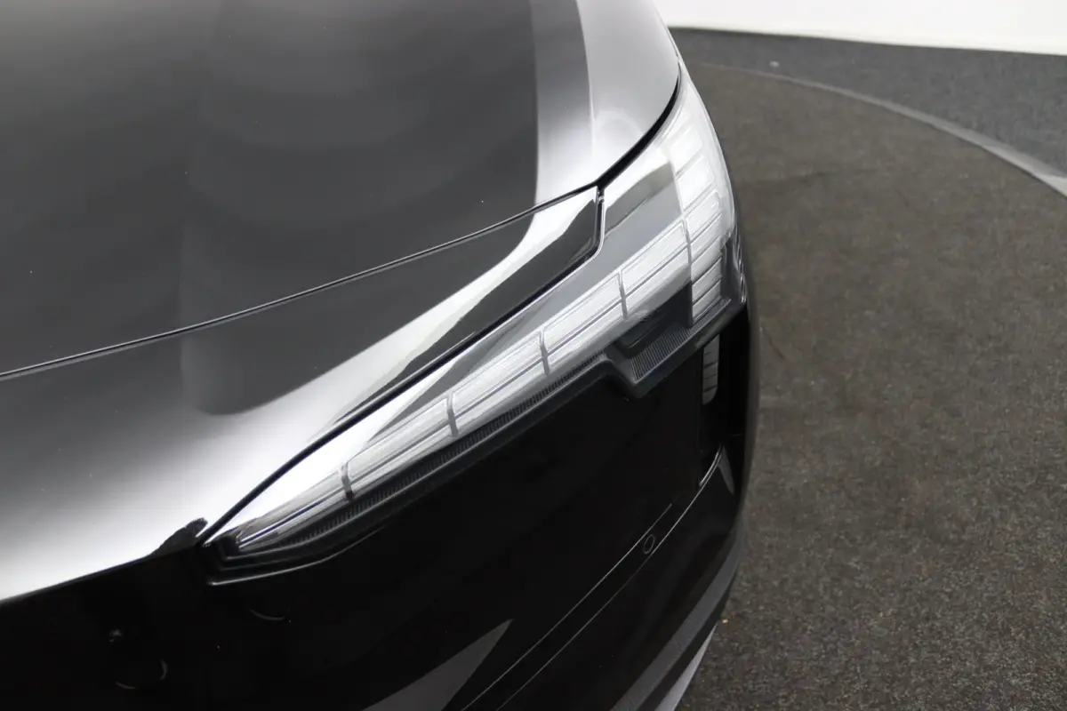 Single Motor Extended Range Plus 69 kWh | Leder | Harman/Kardon | Camera | Keyless | CarPlay/Android Auto | Adaptive Cruise | BLIS | Elektrische Achterklep