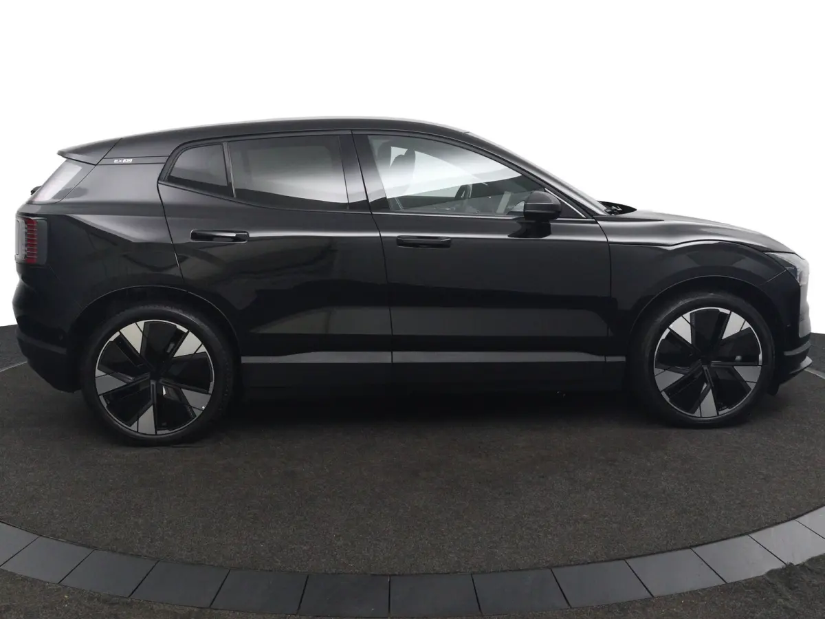 Twin Motor Performance Ultra 69 kWh | Panoramadak | Harman/Kardon | Elektrische Stoelen | Elektrische Achterklep | Keyless | 360 Camera | BLIS | Adaptive Cruise