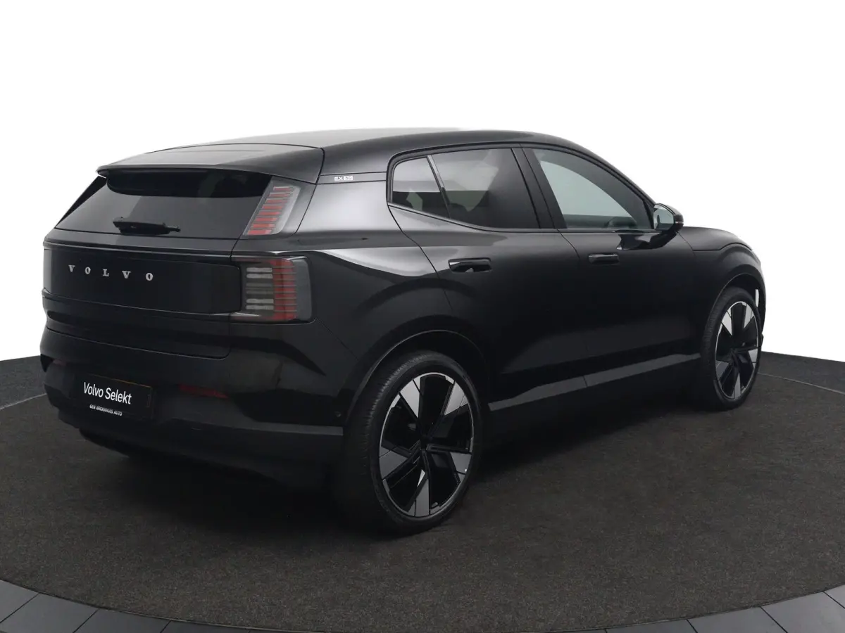 Twin Motor Performance Ultra 69 kWh | Panoramadak | Harman/Kardon | Elektrische Stoelen | Elektrische Achterklep | Keyless | 360 Camera | BLIS | Adaptive Cruise