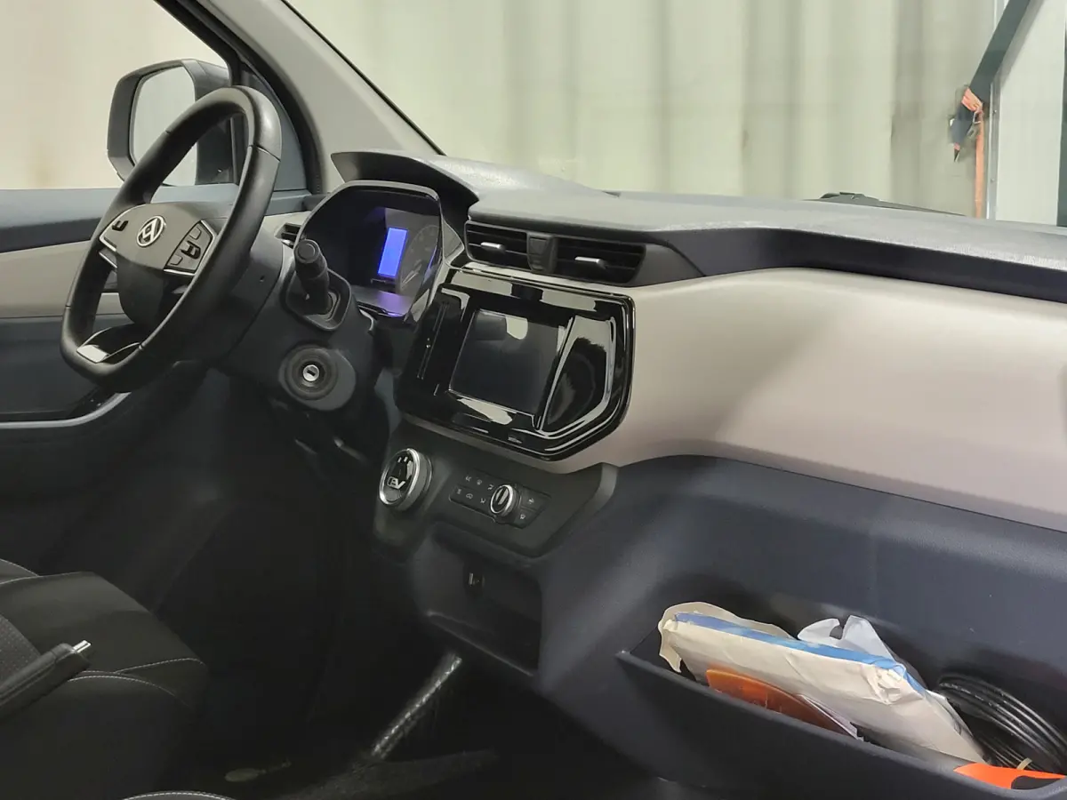 53kWh 240km Elektrisch!