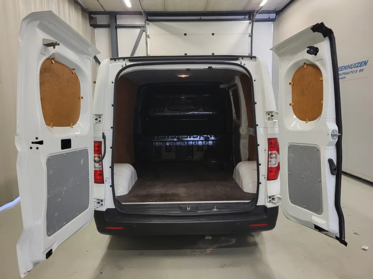 53kWh 240km Elektrisch!