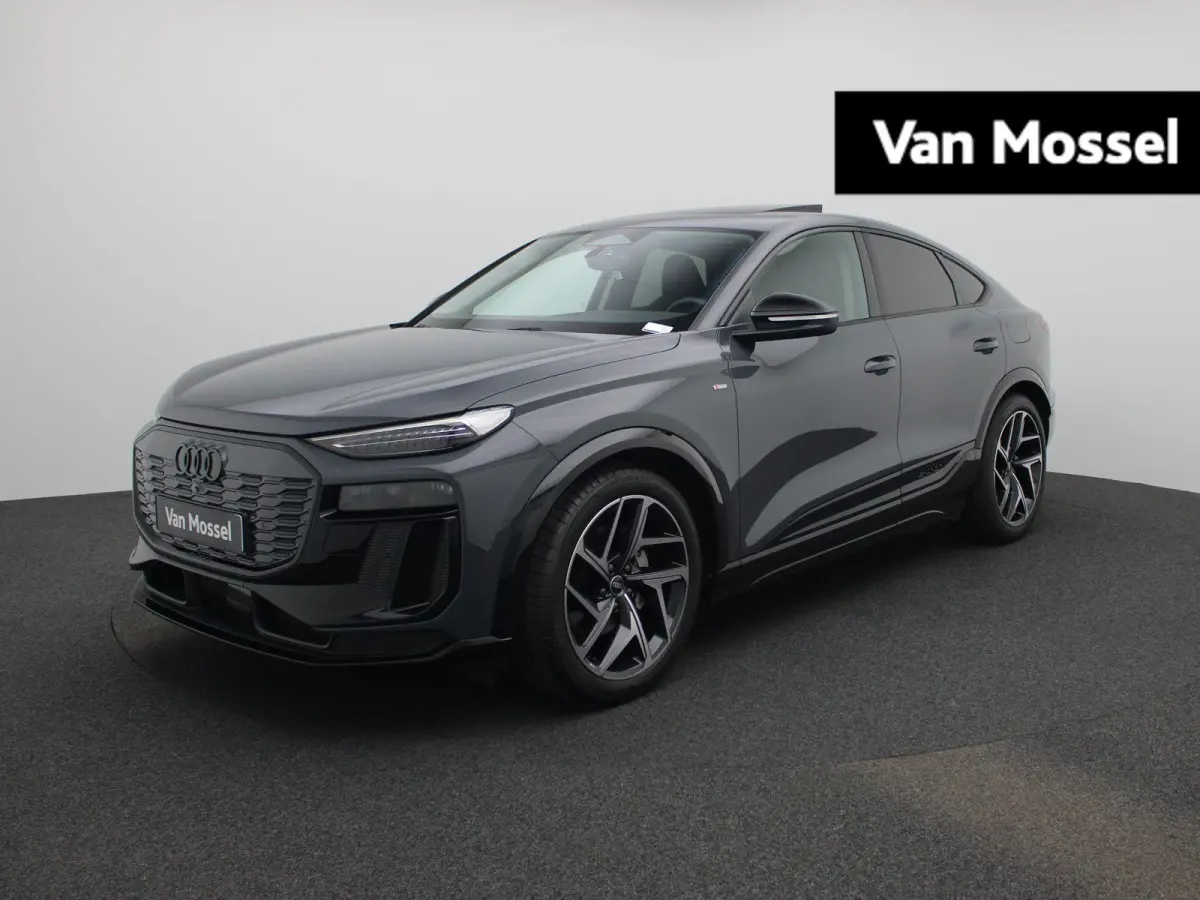 S edition quattro 100 kWh | Adaptive cruise control | Dodehoekdetectie | Stuurverwarming | Glazen panoramadak | Luchtvering | Climate control | Stoelverwarming voor & achter | Stoelventilati
