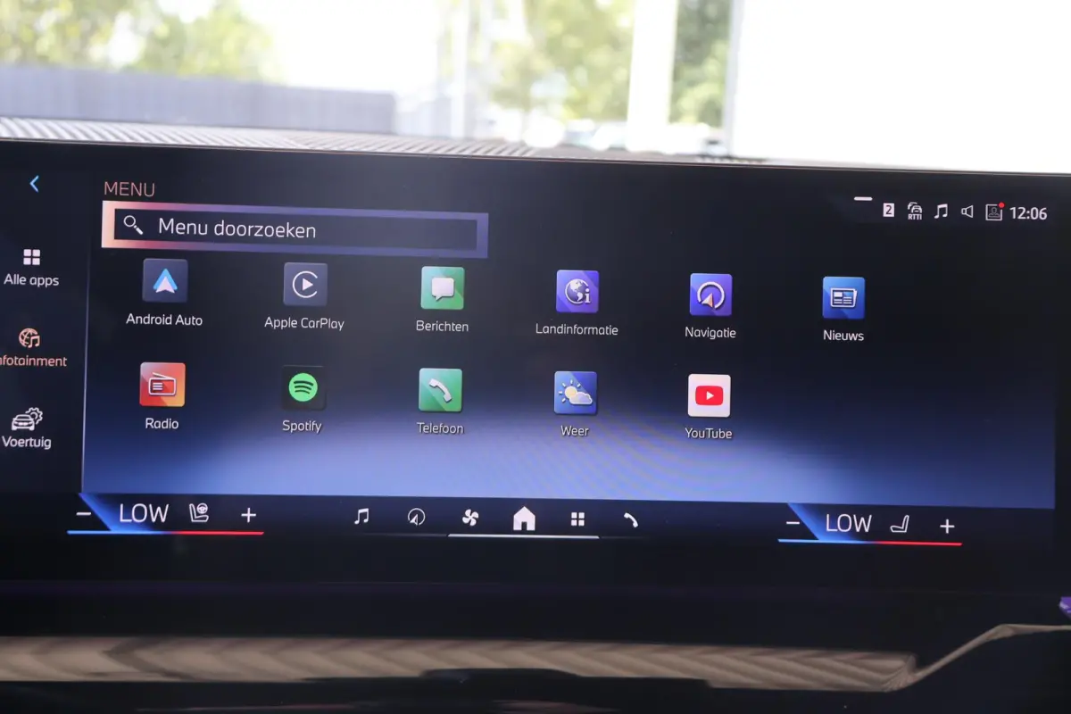 eDrive40 84 kWh | SOH 99.4% | M Sport | Driving Assistant Plus | Harman Kardon | Iconic Glow