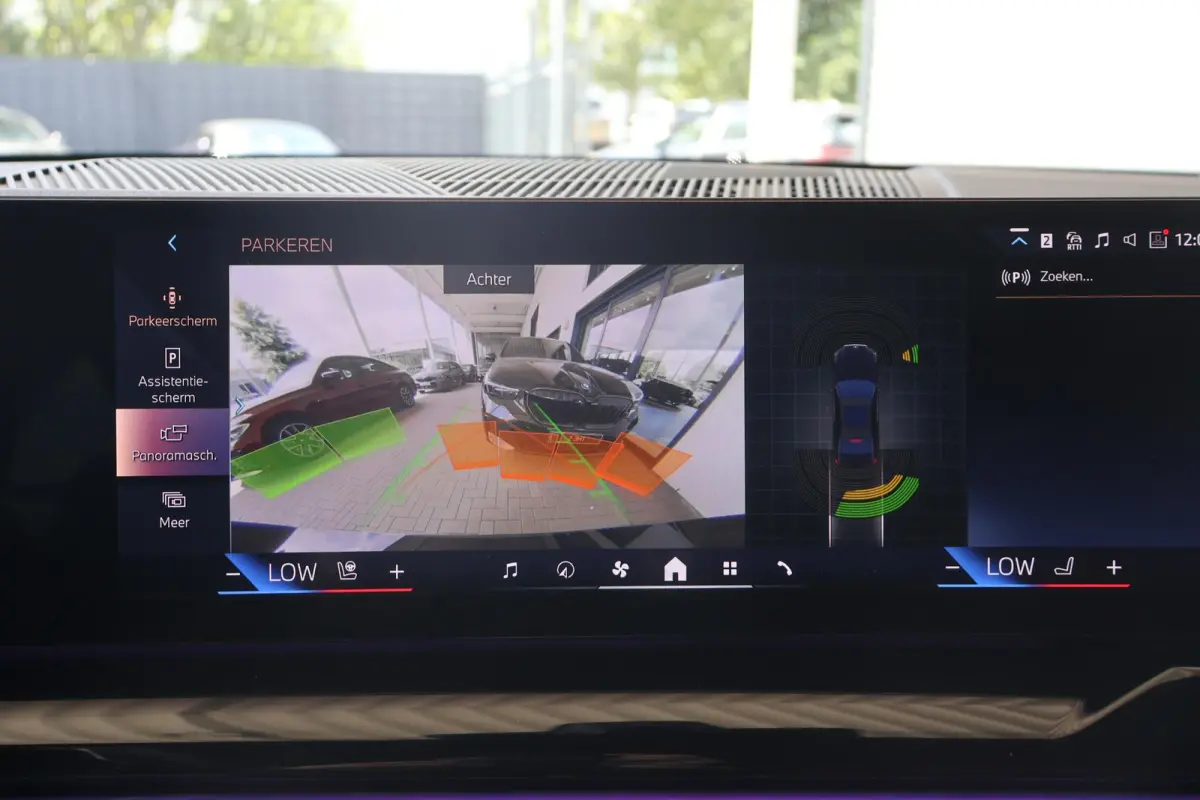 eDrive40 84 kWh | SOH 99.4% | M Sport | Driving Assistant Plus | Harman Kardon | Iconic Glow
