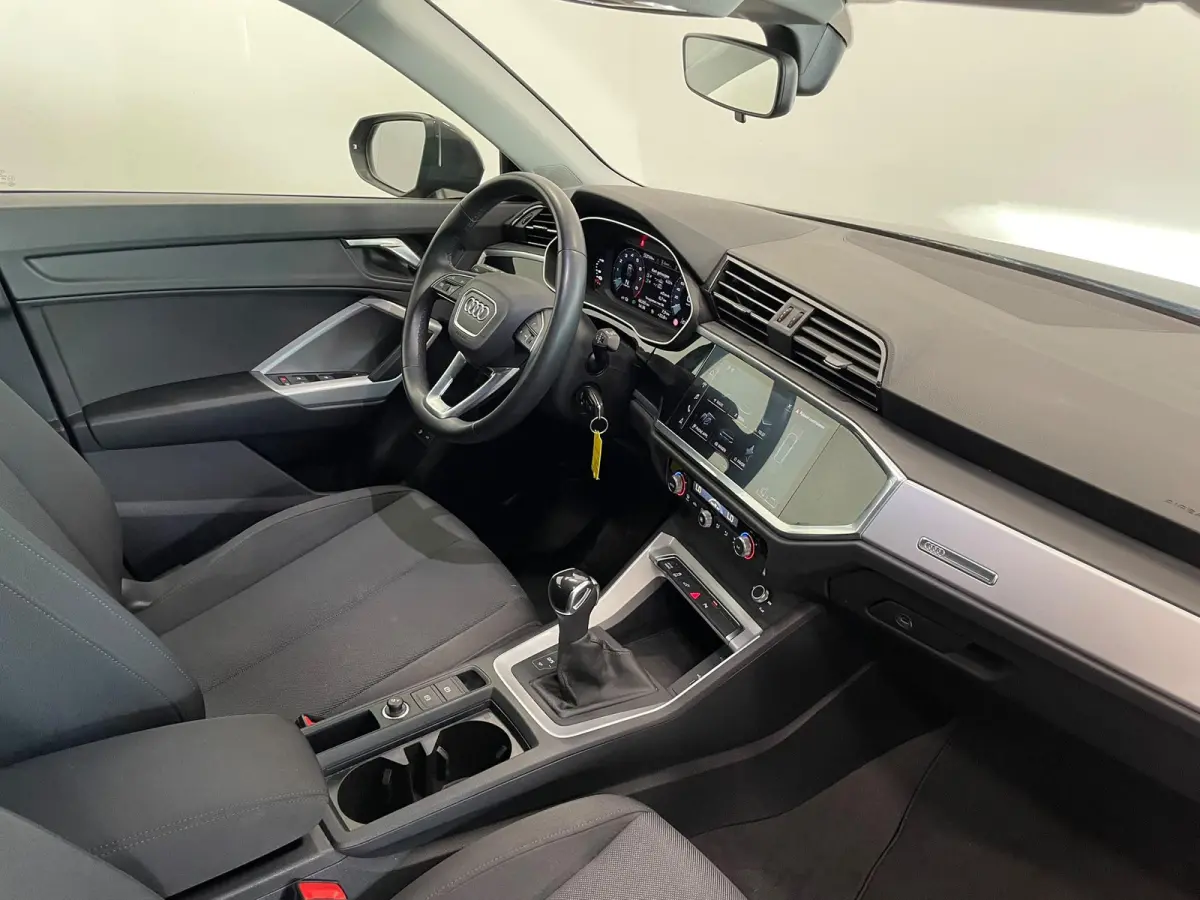 45 TFSI e S-tronic Navigatie Apple Carplay Android Auto Parkeersensoren Cruise Control Elektrische achterklep Virtual Cockpit Climate Control Lichtmetalen velgen