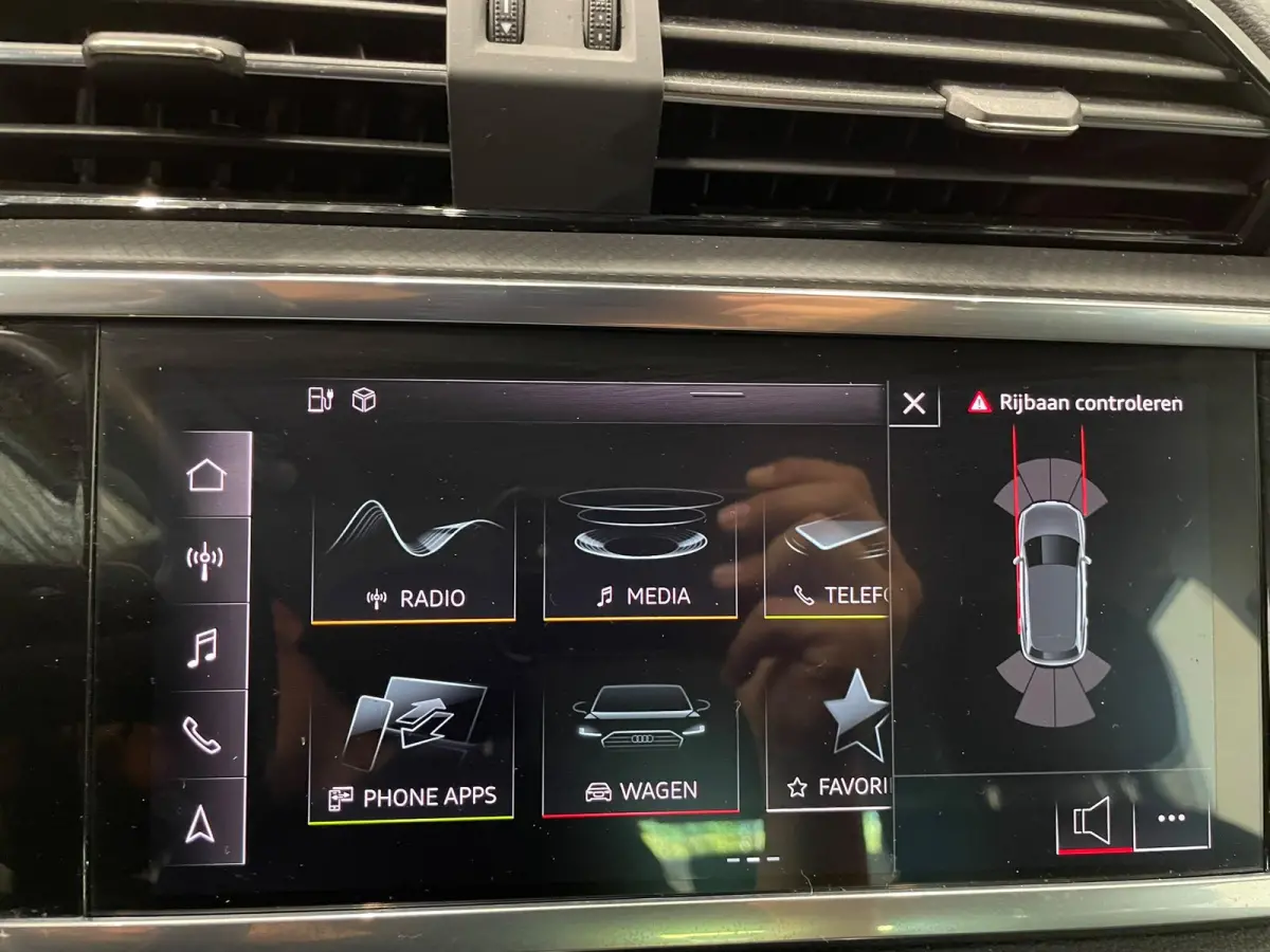 45 TFSI e S-tronic Navigatie Apple Carplay Android Auto Parkeersensoren Cruise Control Elektrische achterklep Virtual Cockpit Climate Control Lichtmetalen velgen