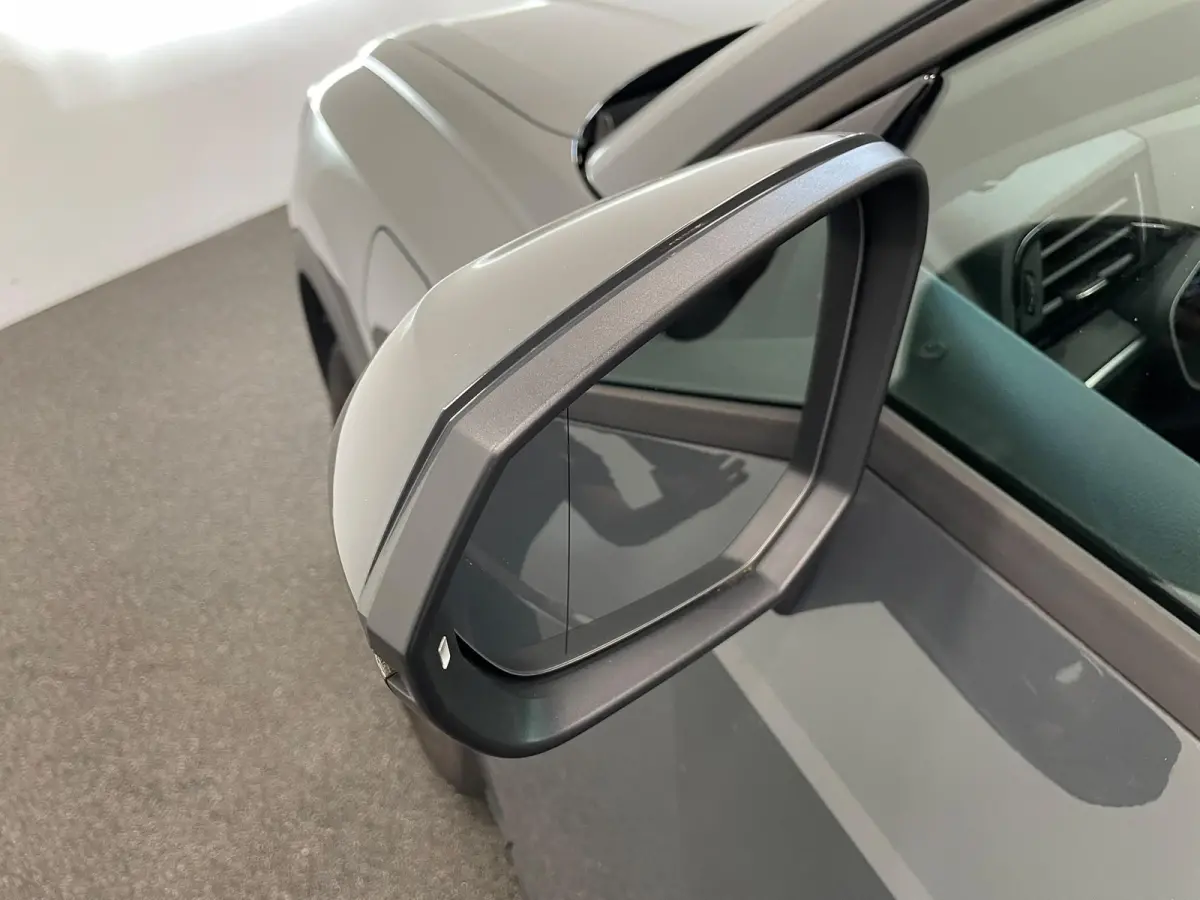 45 TFSI e S-tronic Navigatie Apple Carplay Android Auto Parkeersensoren Cruise Control Elektrische achterklep Virtual Cockpit Climate Control Lichtmetalen velgen