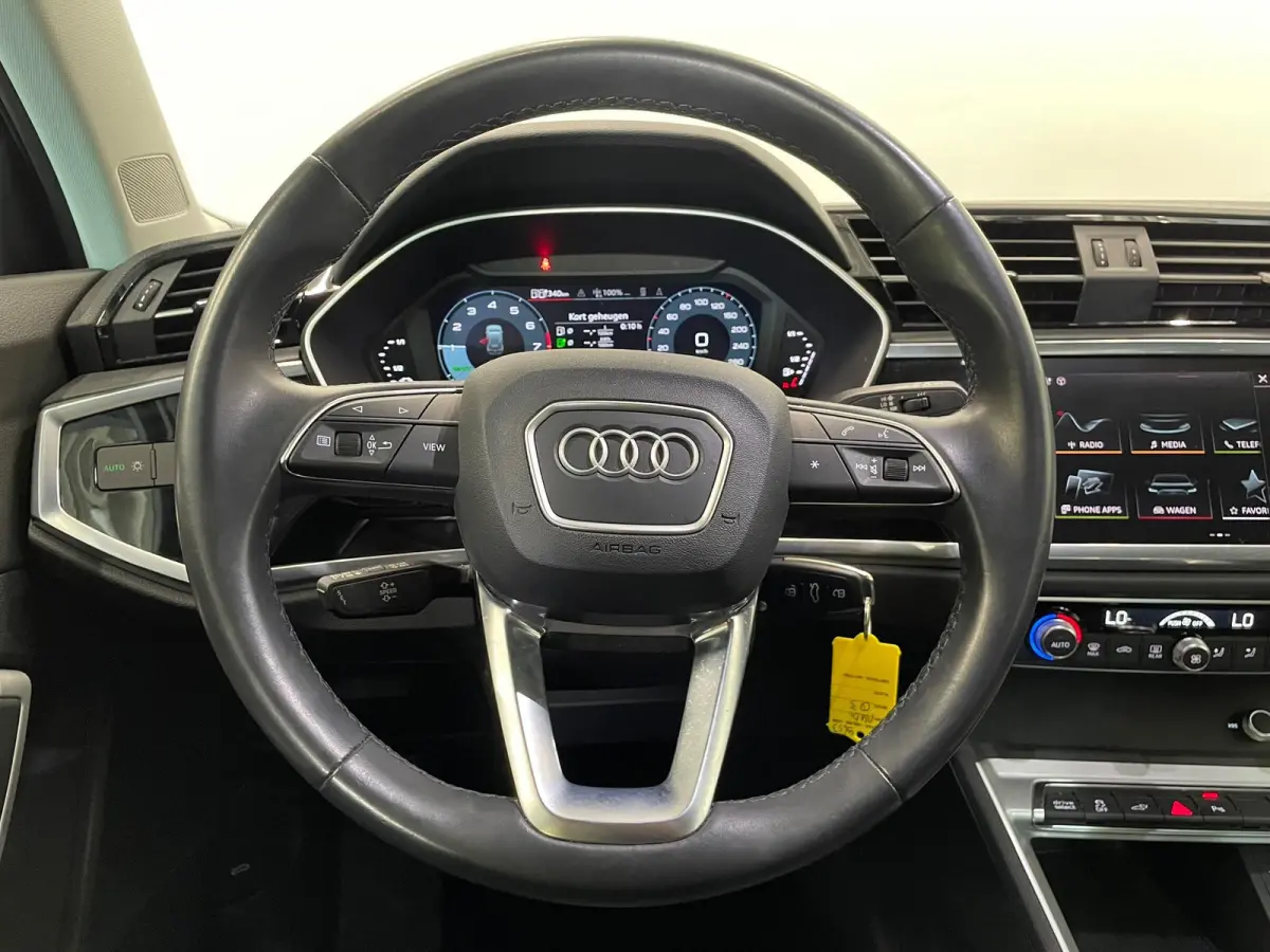 45 TFSI e S-tronic Navigatie Apple Carplay Android Auto Parkeersensoren Cruise Control Elektrische achterklep Virtual Cockpit Climate Control Lichtmetalen velgen