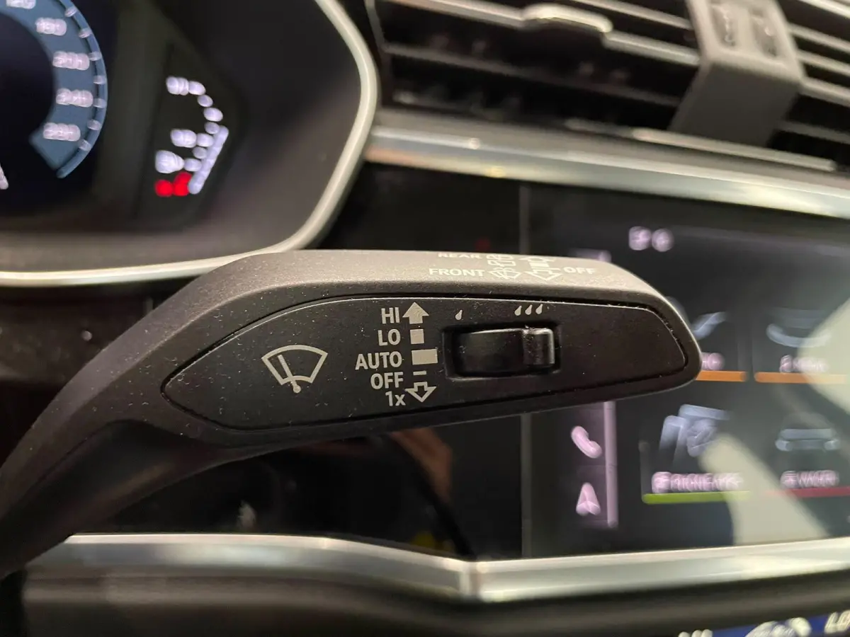 45 TFSI e S-tronic Navigatie Apple Carplay Android Auto Parkeersensoren Cruise Control Elektrische achterklep Virtual Cockpit Climate Control Lichtmetalen velgen