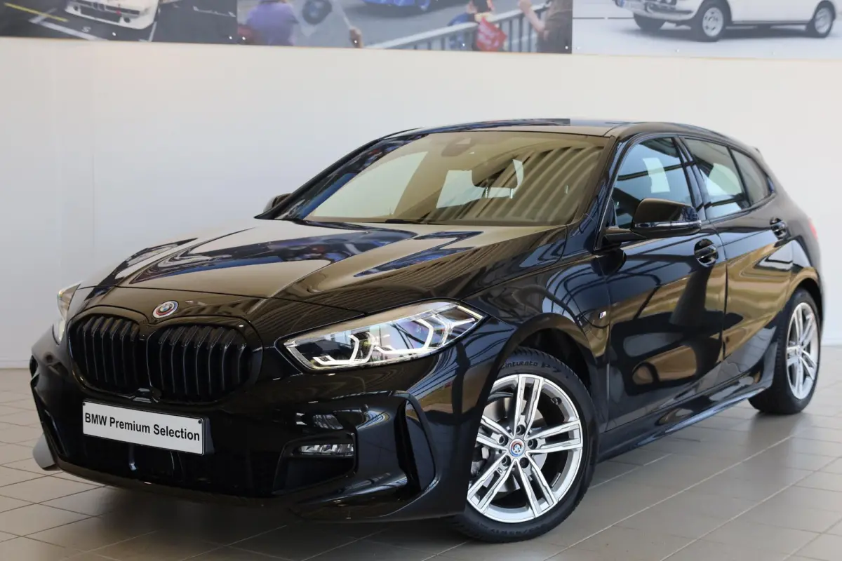 5-deurs 118i | M Sportpakket | Parkeersensoren | Cruise Control | Keyless