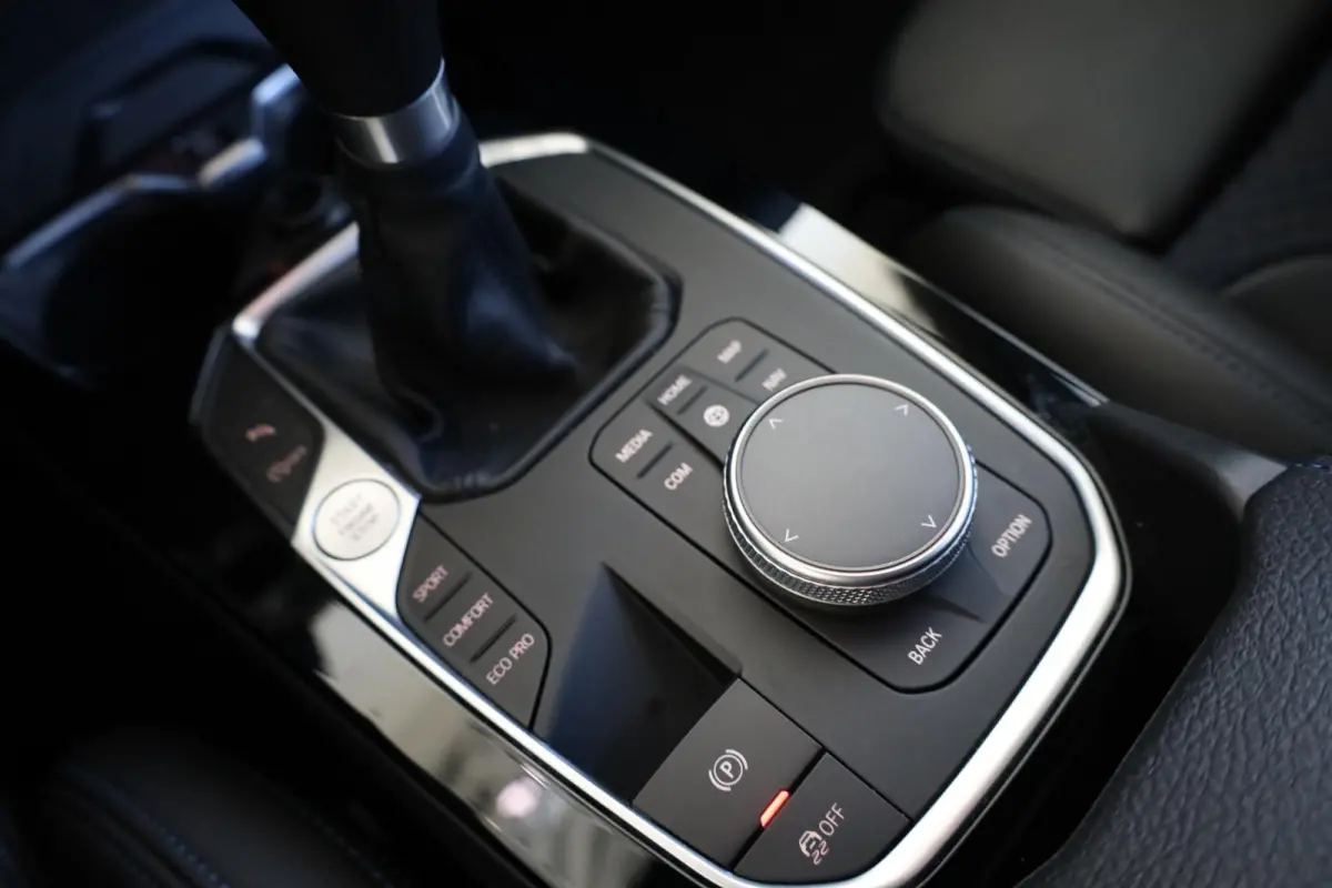 5-deurs 118i | M Sportpakket | Parkeersensoren | Cruise Control | Keyless