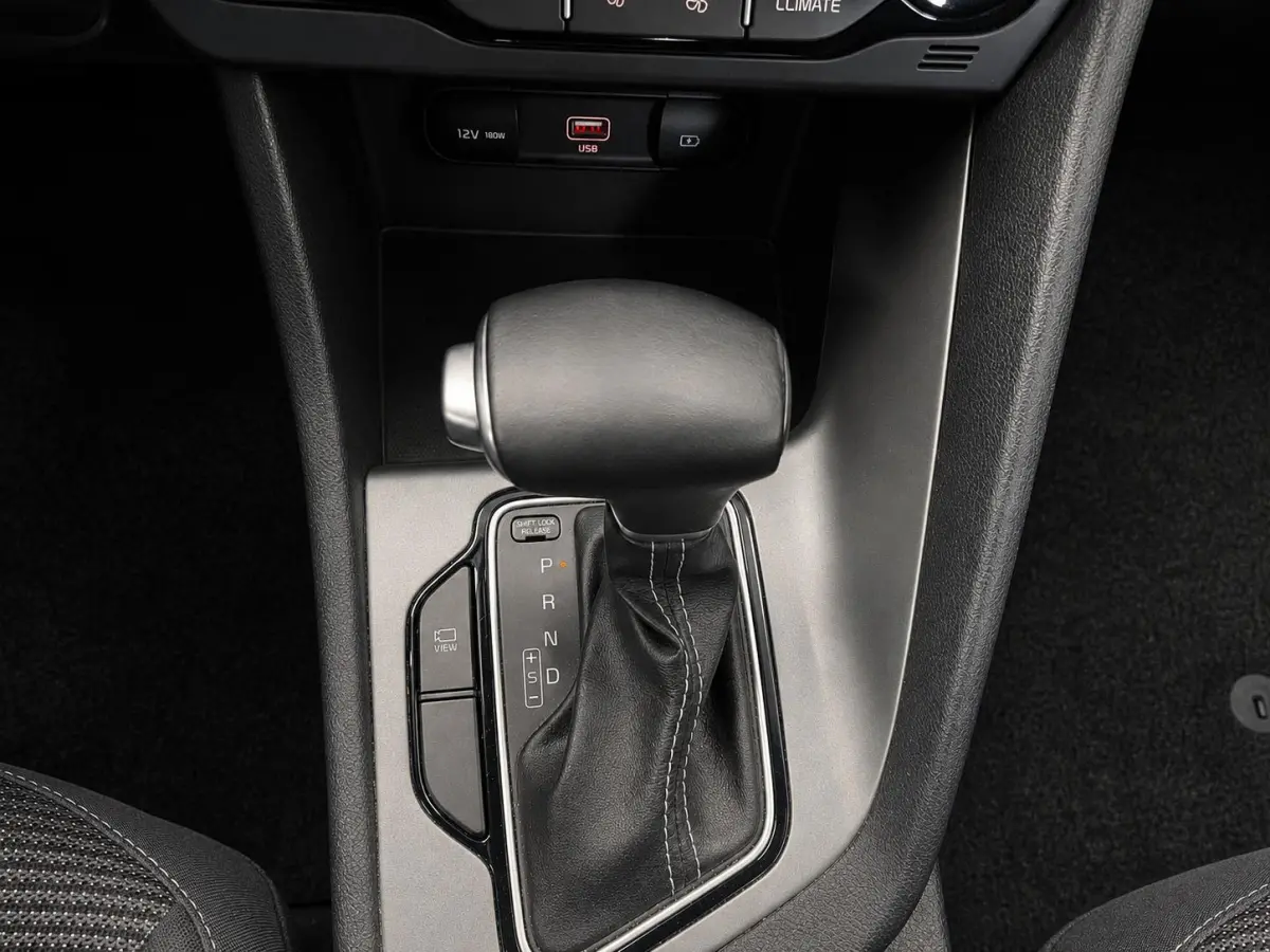 1.6 GDi Hybrid Navi Edition Navigatie Apple Carplay Android Auto Adaptive Cruise Control Climate Control Lichtmetalen velgen