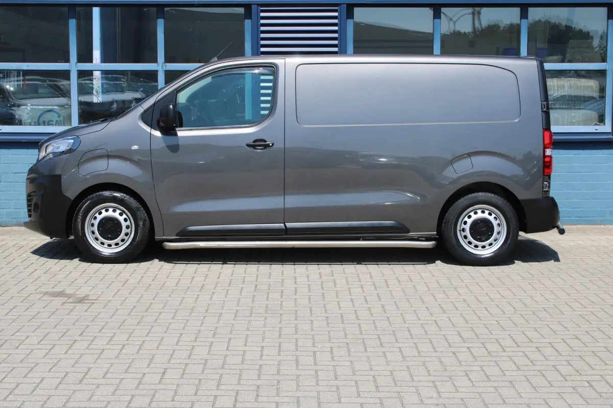 L2 75 kWh | CAMERA | BETIMMERING | SIDE + BACK BARS | APPLE CARPLAY/ANDROID AUTO |