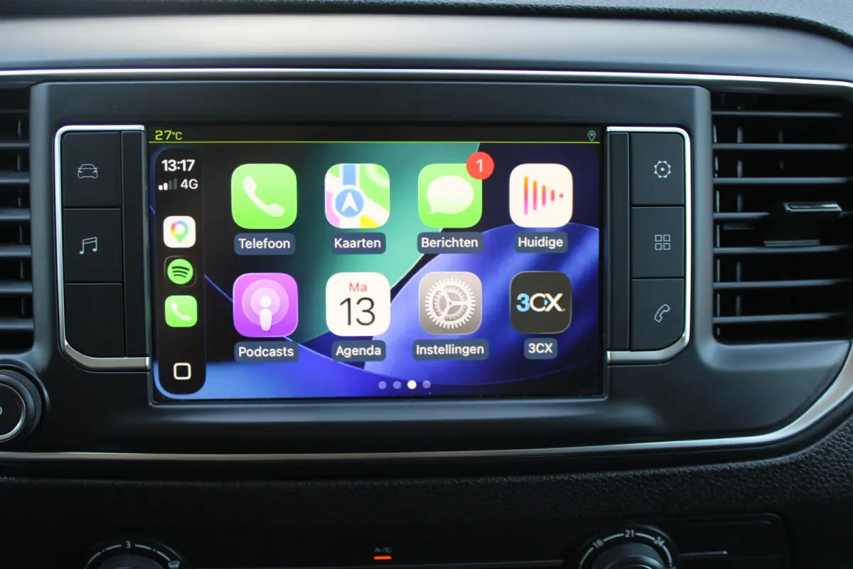 L2 75 kWh | CAMERA | BETIMMERING | SIDE + BACK BARS | APPLE CARPLAY/ANDROID AUTO |