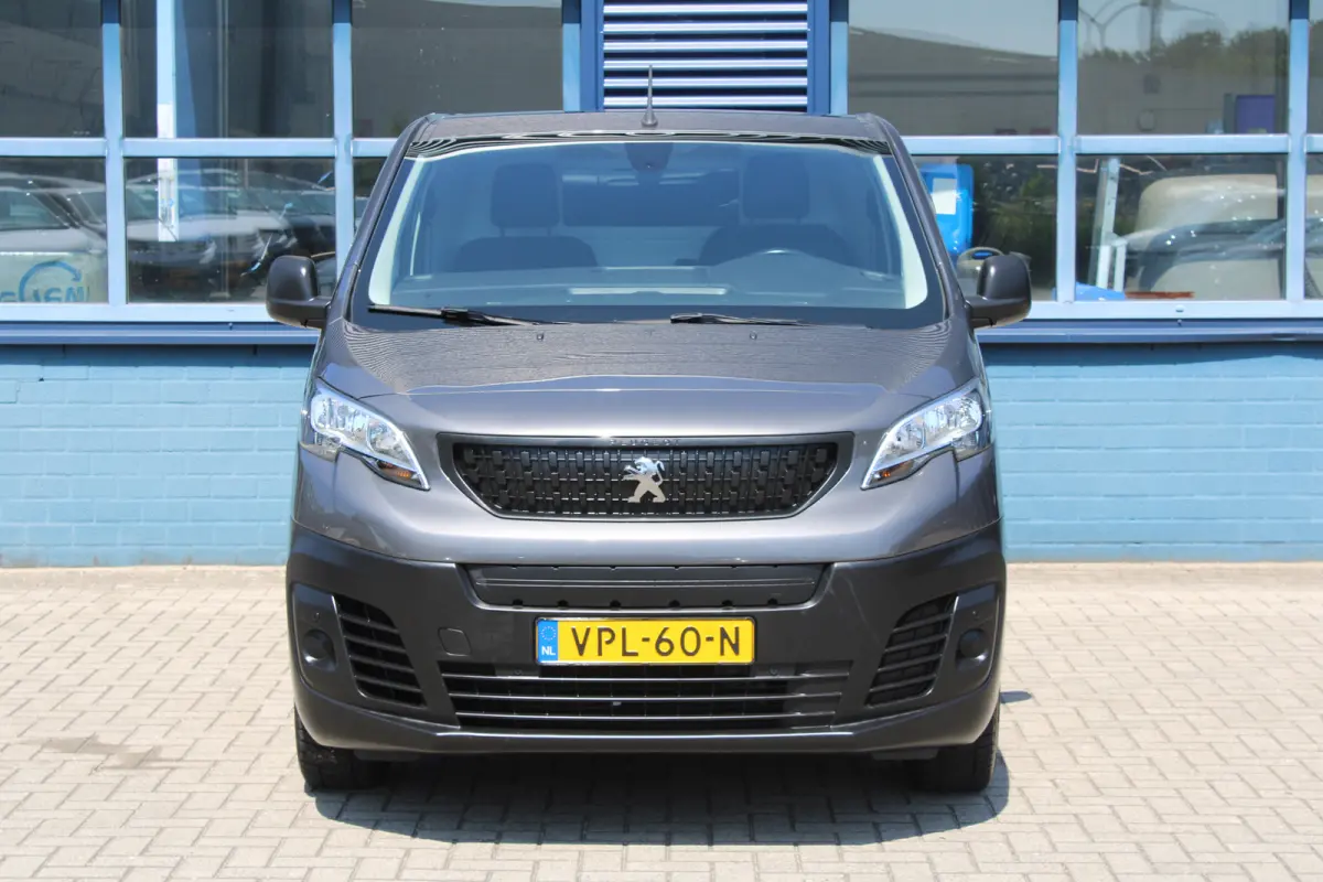 L2 75 kWh | CAMERA | BETIMMERING | SIDE + BACK BARS | APPLE CARPLAY/ANDROID AUTO |