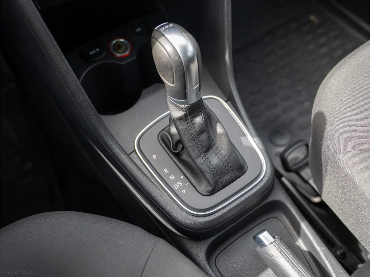 1.2 TSI Comfortline Business R AUTOMAAT I 2de eig. I R-line I Navi I Carplay I PDC I Cruise I NL-auto I 17" I Trekhaak I