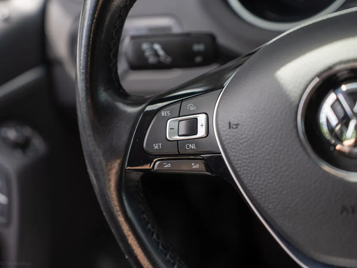 1.2 TSI Comfortline Business R AUTOMAAT I 2de eig. I R-line I Navi I Carplay I PDC I Cruise I NL-auto I 17" I Trekhaak I