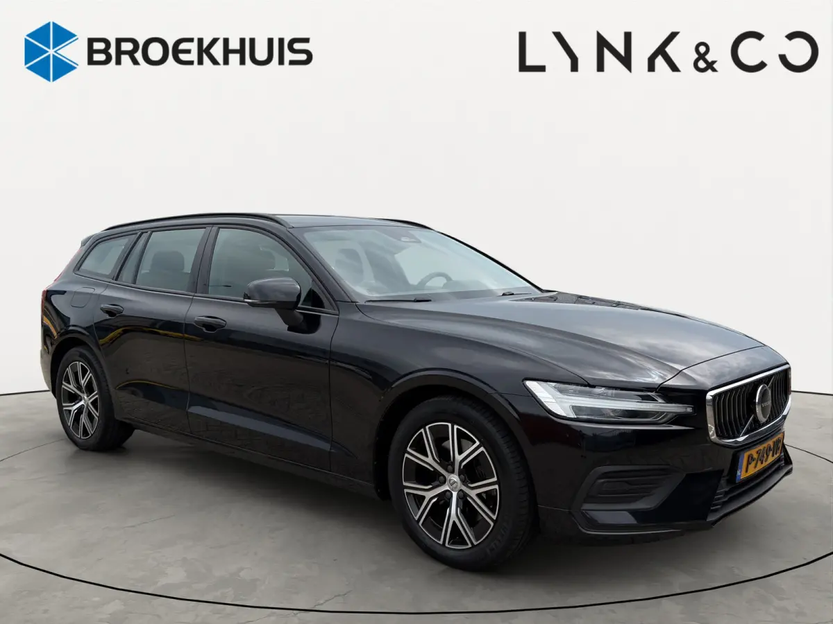 2.0 B3 Essential Leder interieur | Parkeercamera | Comfortstoelen | Rijstrooksensor met correctie |