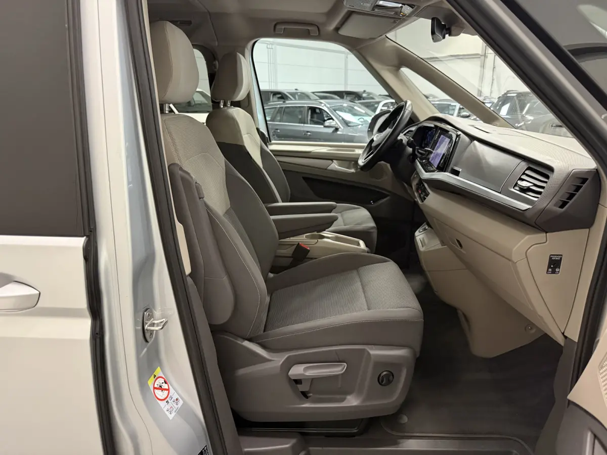 1.4 eHybrid Life 7p. TREKHAAK/ACC/ELECTR.SCHUIFDEUREN/SOH 92%/CAMERA/17"/CARPLAY/STOEL+STUURVERW/ELECTR.A.KLEP/PRIVACY/REFLEXSILBER/VOLLEDIG VW DEALER HISTORIE