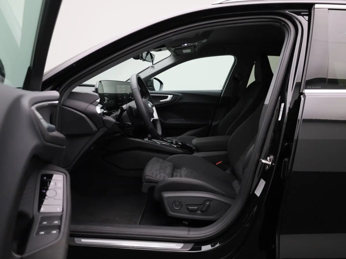Avant 2.0 quattro S edition 299 PK | Adaptive cruise control | Achteruitrijcamera | Climate control | Smartphone interface | Privacy glas | Elekt. verstelbare voorstoelen | Stoelverwarming |