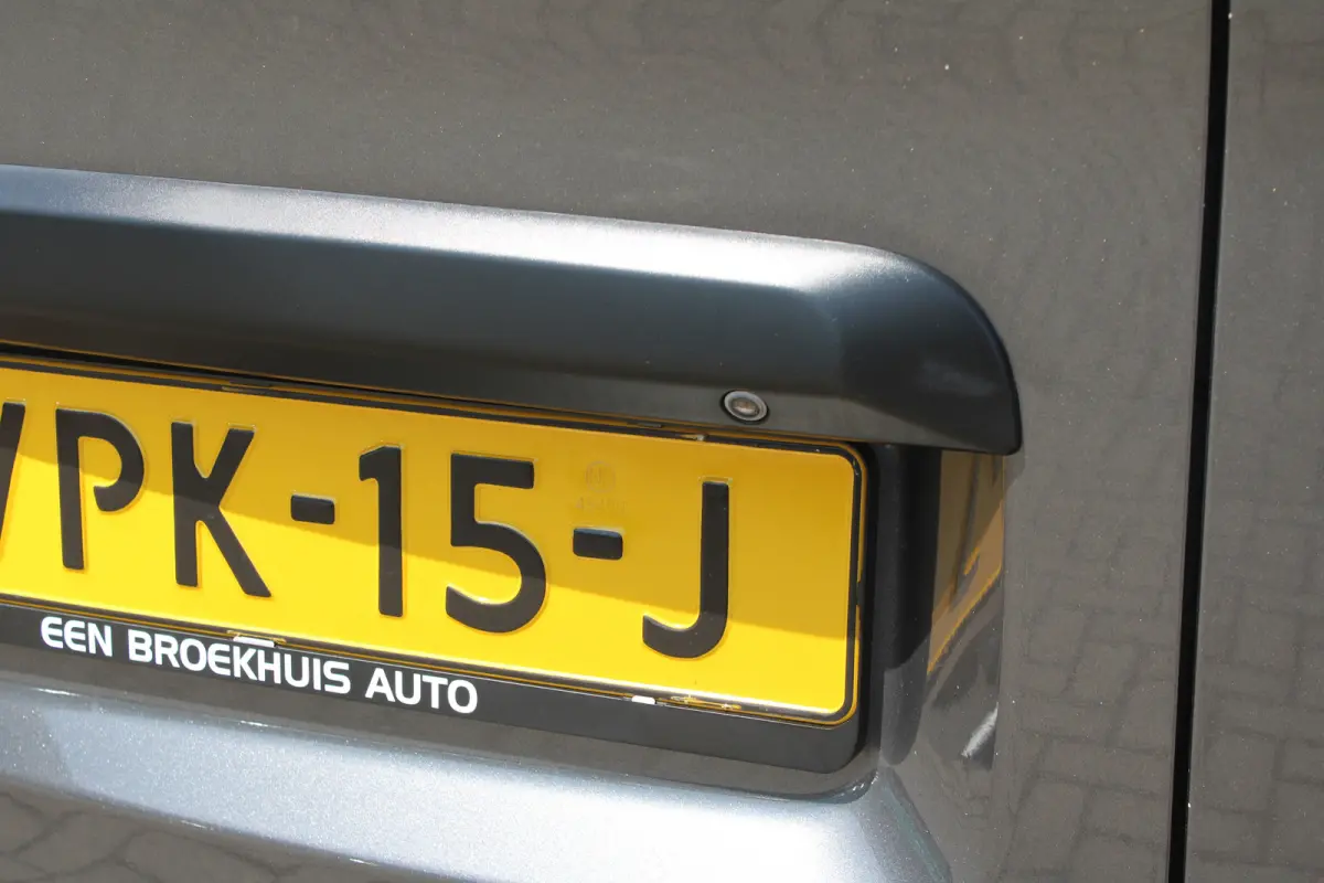 75 kWh | CAMERA | BETIMMERING | SIDE + BACK BARS | APPLE CARPLAY/ANDROID AUTO |