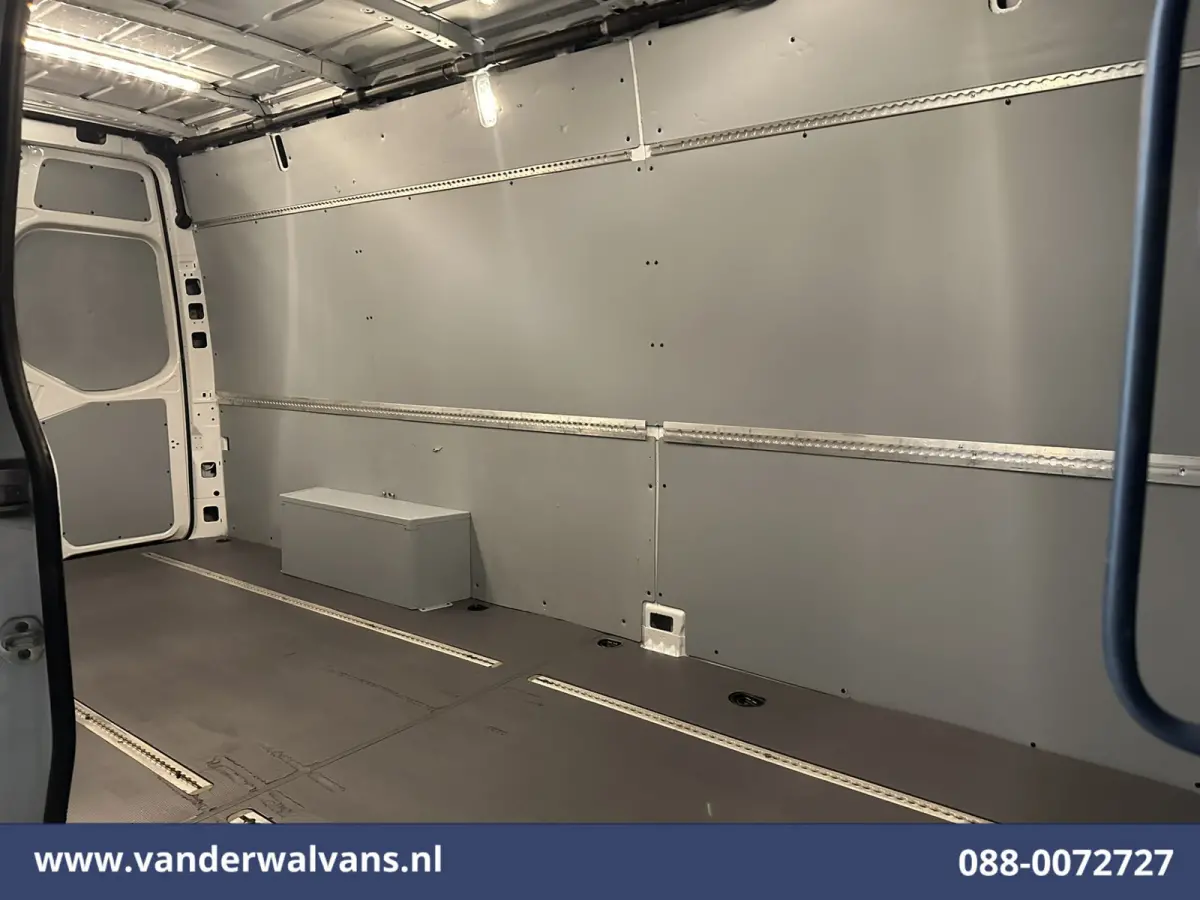 317 CDI 170pk L3H2 Euro6 Airco | Camera | Apple Carplay | Cruisecontrol Android Auto, Stoelverwarming, 270gr. Achterdeuren, Parkeersensoren, Bijrijdersbank