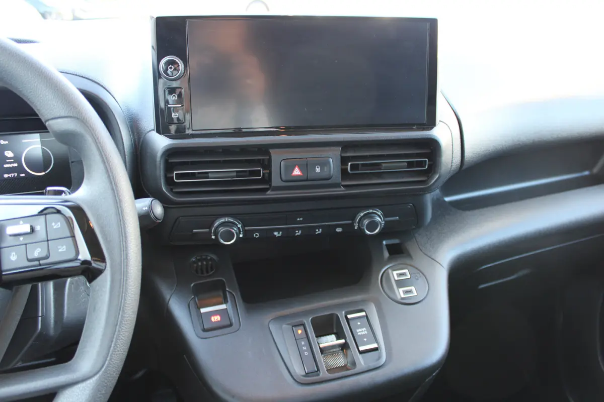 50kWh 136 PK | 8 JAAR GARANTIE | CAMERA | BETIMMERING | APPLE CARPLAY/ANDROID AUTO |