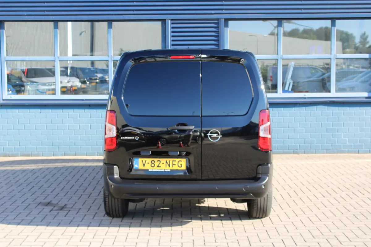 50kWh 136 PK | 8 JAAR GARANTIE | CAMERA | BETIMMERING | APPLE CARPLAY/ANDROID AUTO |